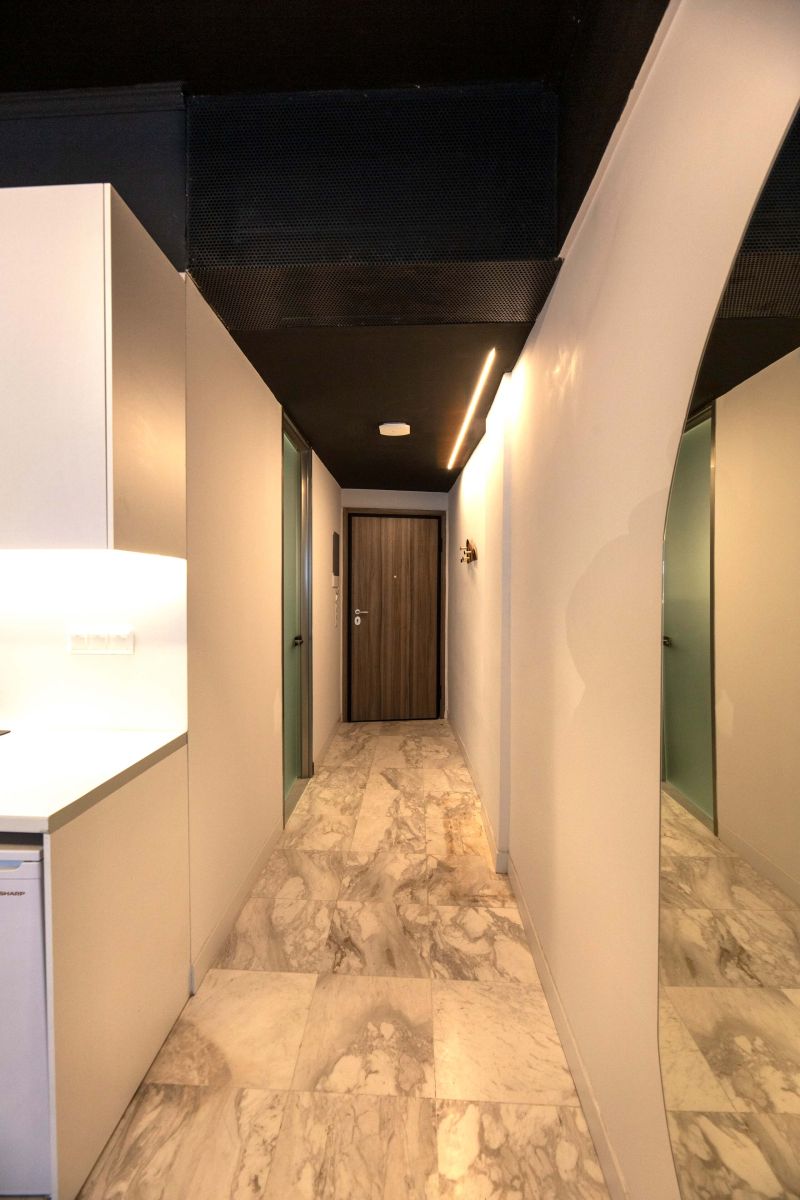 Airbnb in Ermou Street