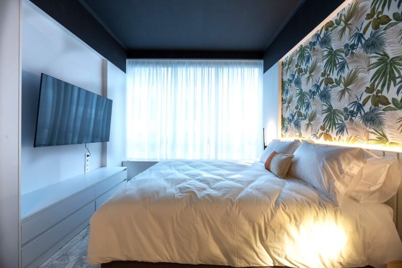 Airbnb in Ermou Street